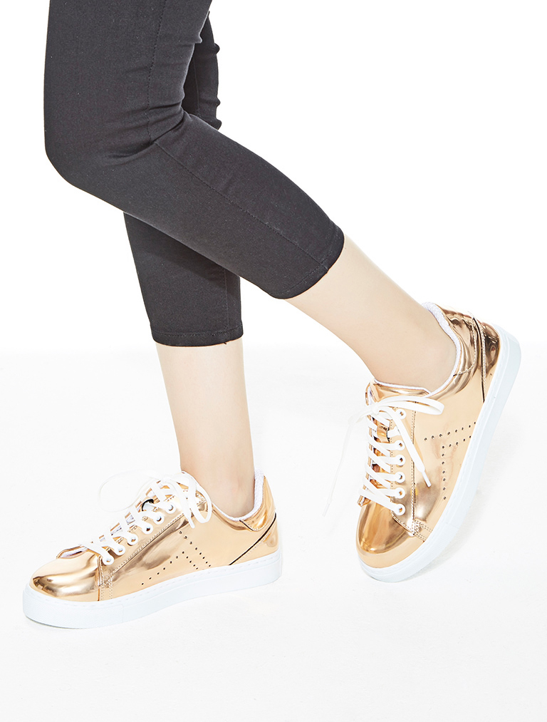 

Mecrea woman Sneakers, Standard