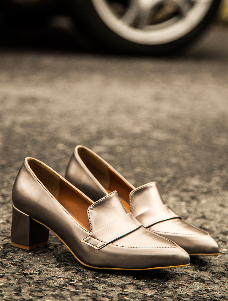 

Mecrea woman Wiley Heels, Platinum