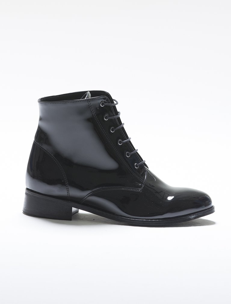 

Mecrea woman Casual Boot, Standard