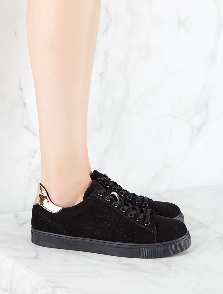

Mecrea woman Sneakers, Standard