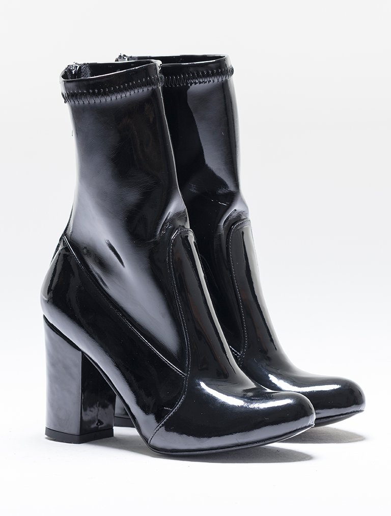 

Mecrea woman Boot, Standard