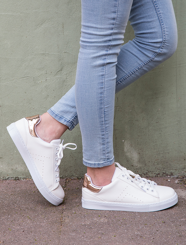 

Mecrea woman Sneakers, Standard