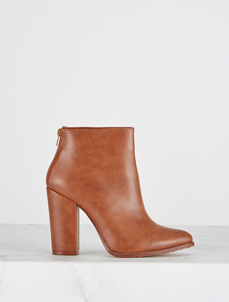 

Mecrea woman Kent Boot, Tobacco