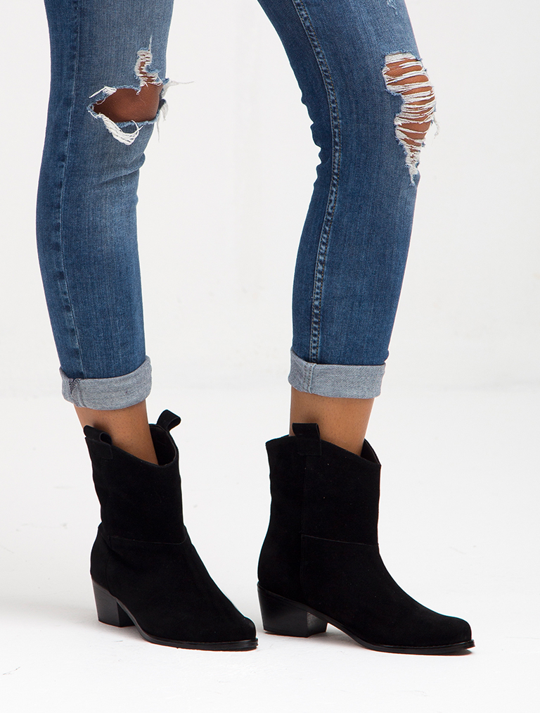 

Mecrea woman Casual Boot, Standard