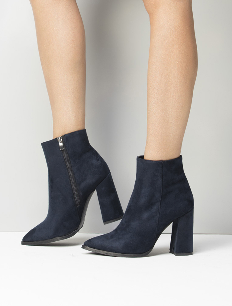 

Mecrea woman Boot, Standard