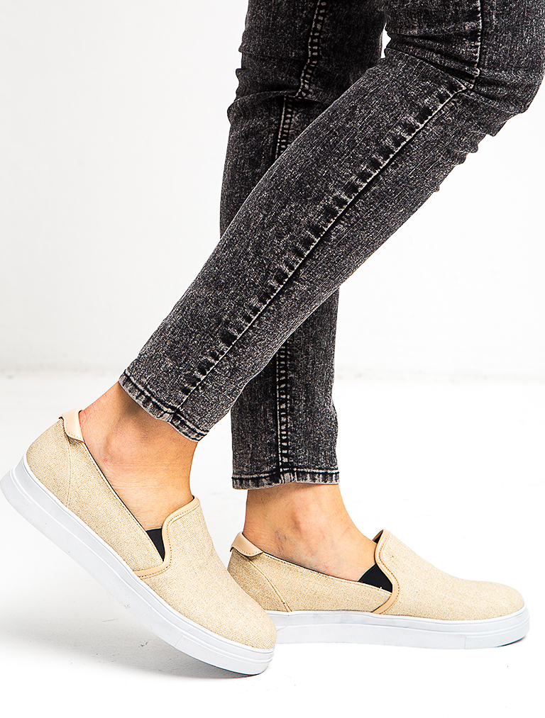 

Mecrea woman Sneakers, Standard