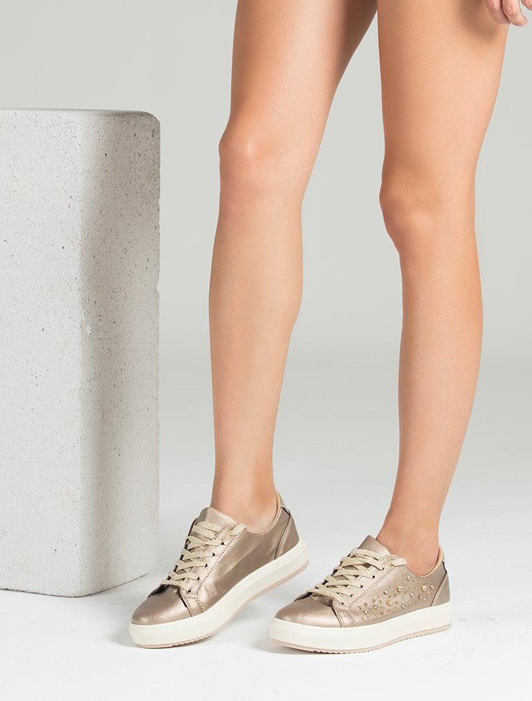 

Mecrea woman Sneakers, Standard