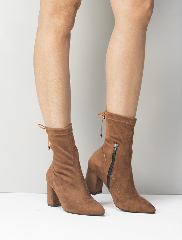 

Mecrea woman Boot, Standard