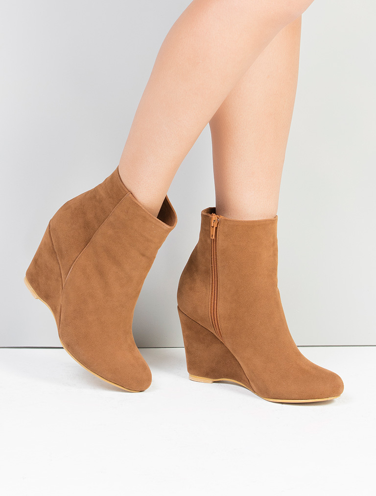 

Mecrea woman Boot, Standard