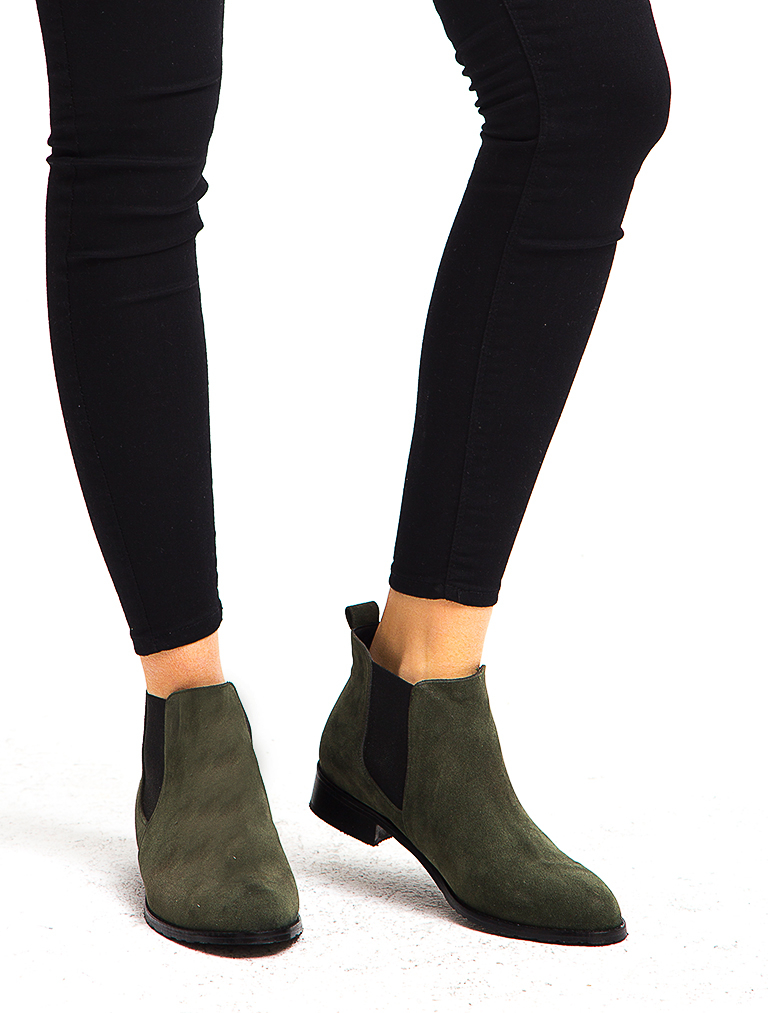 

Mecrea woman Casual Boot, Standard