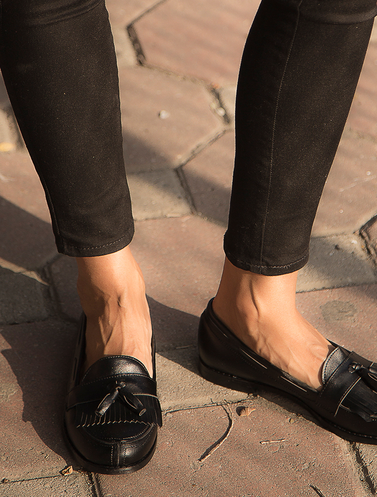 

Mecrea woman Jack Oxford & Loafer Shoes, Black