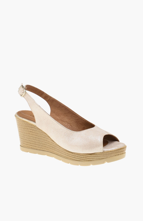 

DIVARESE Sandals, Beige
