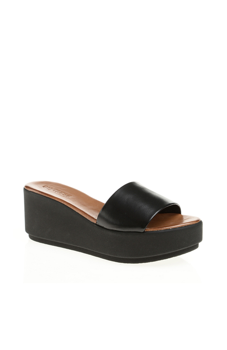 

DIVARESE Flip Flops & Slipper, Black