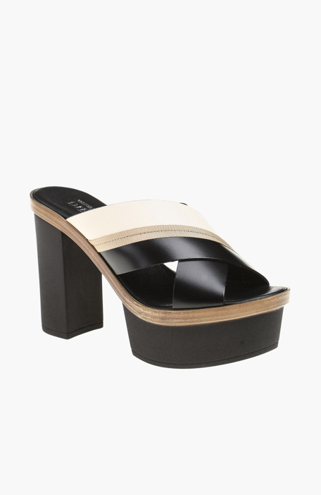 

DIVARESE Flip Flops & Slipper, Black